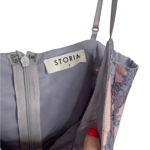 Storia Sleeveless Lace Mini Dress Size Small - Picture 6 of 12